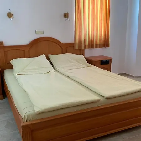 Katya 招待所 内塞伯尔